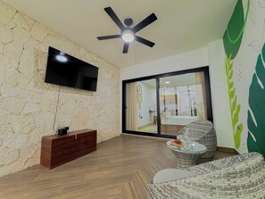 Flat-screen TV - Estudio con Jacuzzi Privado NAIA B8 (Tulum)