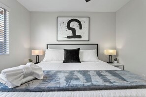 5 bedrooms, desk, iron/ironing board, travel cot