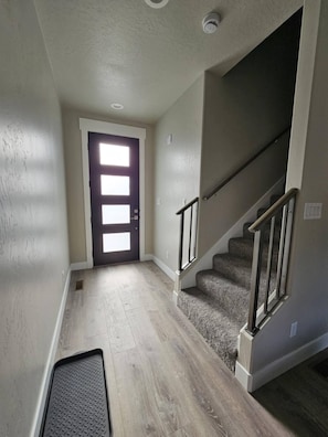 Interior - New! Centrally located. Easy to access.
(Elko)