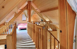 3 soverom, reiseseng for barn, wi-fi (inkludert) og sengetøy