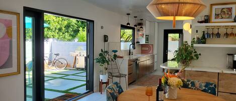 Microwave, oven, stovetop, dishwasher