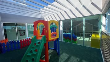 Children’s play area – indoor