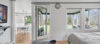 1 bedroom amazing home in Gedser