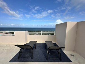 Terrace/patio - Penthouse Condo in Maunabo, Puerto Rico
6 guests · 3 bedrooms · 2.5 baths (Emajagua)