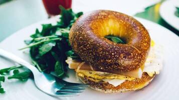 Free daily continental breakfast