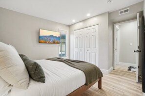 3 bedrooms, iron/ironing board, free WiFi, bed sheets - Claimjumper - Skiers Dream - Park City (Park City)