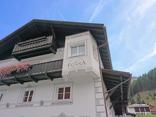 Nice apartment for 4 guests with WIFI, TV, balcony, pets allowed and panoramic view