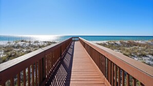 Unclassified image, 4 of 57, button - Starboard Village 612 | Beachfront | Pensacola Beach | Pool | My Beach Getaways (Pensacola Beach)