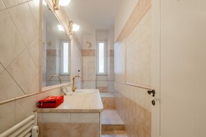 Asciugacapelli, bidet