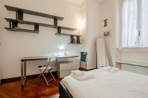 1 soverom, strykejern/-brett, wi-fi og sengetøy