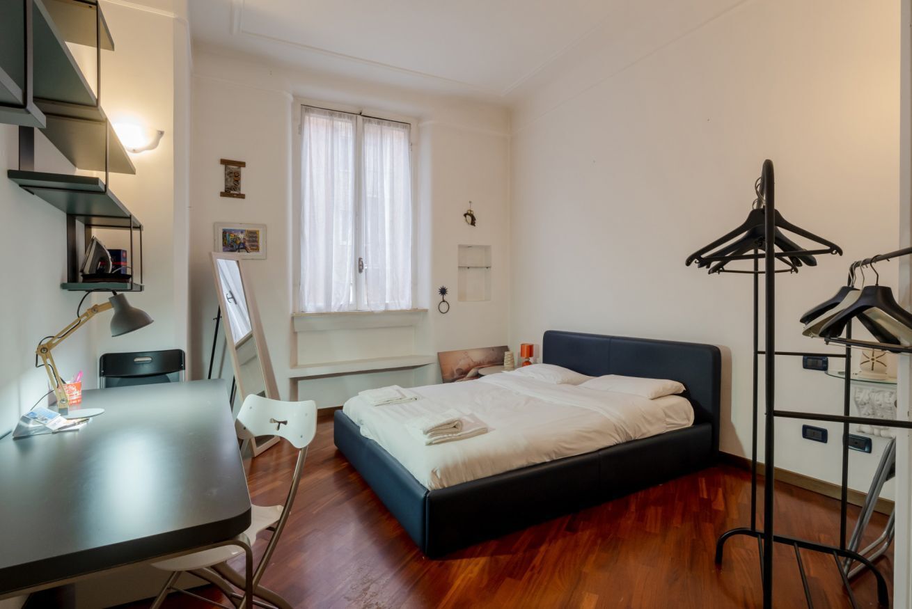 1 slaapkamer, een strijkplank/strijkijzer, wifi, beddengoed