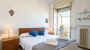2 Schlafzimmer, Bügeleisen/Bügelbrett, WLAN, Bettwäsche