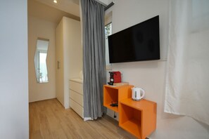 Interior - Green House Apartment (Bari)