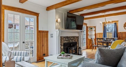 The Marigold Cottage in Augusta, MO