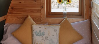Cosy Rural Pod With Great Views