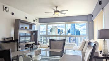 Apartment, City View | Living area