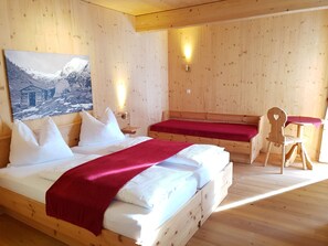 2 bedrooms, in-room safe, free WiFi, bed sheets