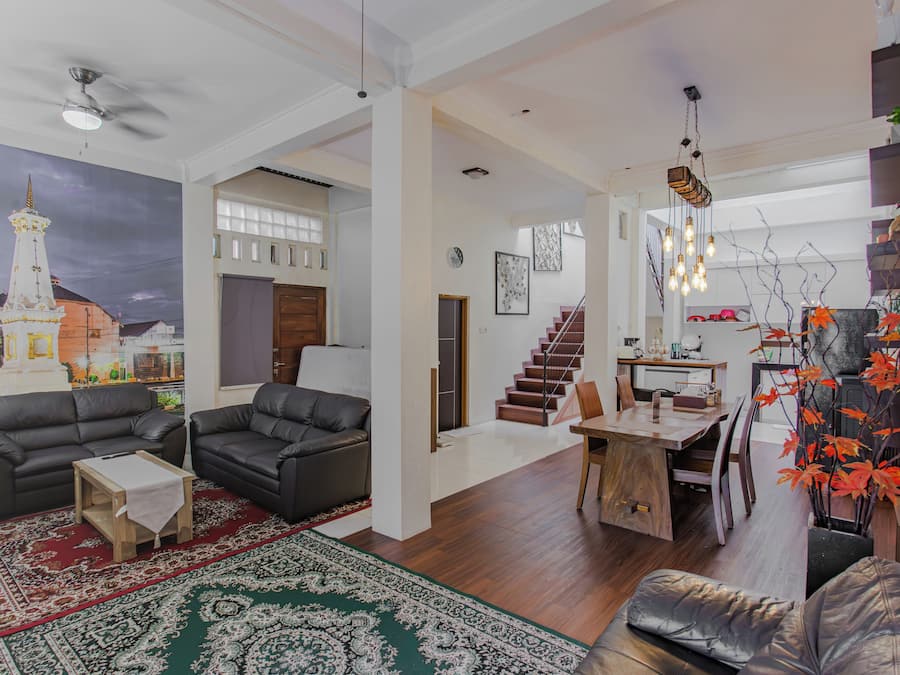 Family House | Living area | 40-inch Smart TV with digital channels, Netflix, streaming services