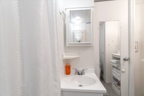 Towels - Cozy, Perfect Conch Cottage! - VO315 (Summerland Key)