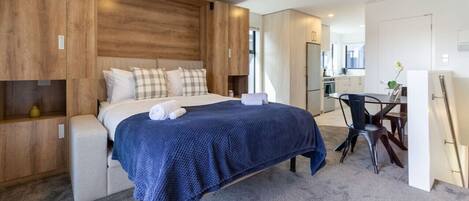 1 Schlafzimmer, Bügeleisen/Bügelbrett, kostenloses WLAN, Bettwäsche