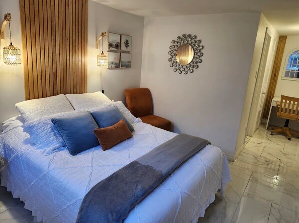 1 habitación, tabla de planchar con plancha, wifi y ropa de cama