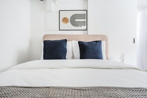 1 bedroom, iron/ironing board, WiFi, bed sheets - Blueground | Oberstrass, rooftop, w/d (Zurich)