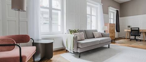 Télévision, chaîne hi-fi