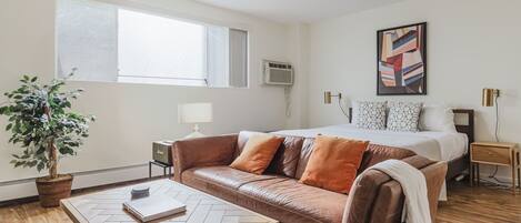 Fernseher, Stereoanlage