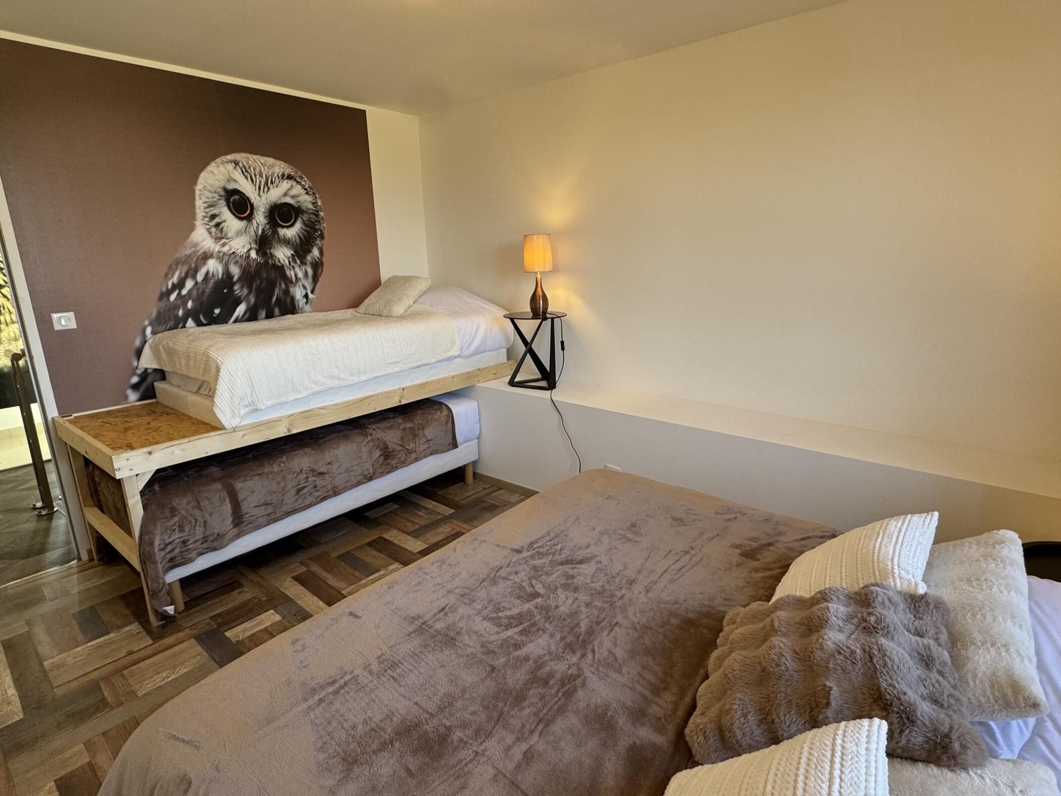 9 bedrooms, internet