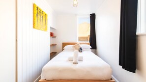 2 soveværelser, skrivebord, gratis Wi-Fi, sengetøj