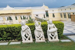 Exterior - Labh Garh Palace Resort & Spa (Udaipur)