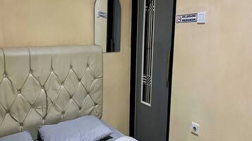 Superior Room | Desk, free WiFi, bed sheets