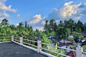 View from property - Mongan Homestay Beside The Belulang Hot Spring (Penebel)
