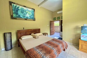 Deluxe Double Room - Mongan Homestay Beside The Belulang Hot Spring (Penebel)