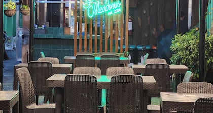 Green Meadows Hotel & Restaurant