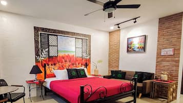 Desk, blackout drapes, rollaway beds, free WiFi