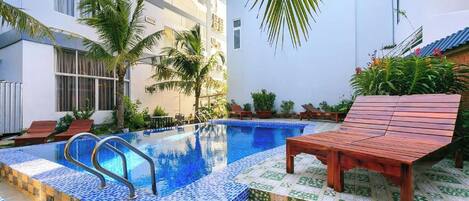 Alberca al aire libre