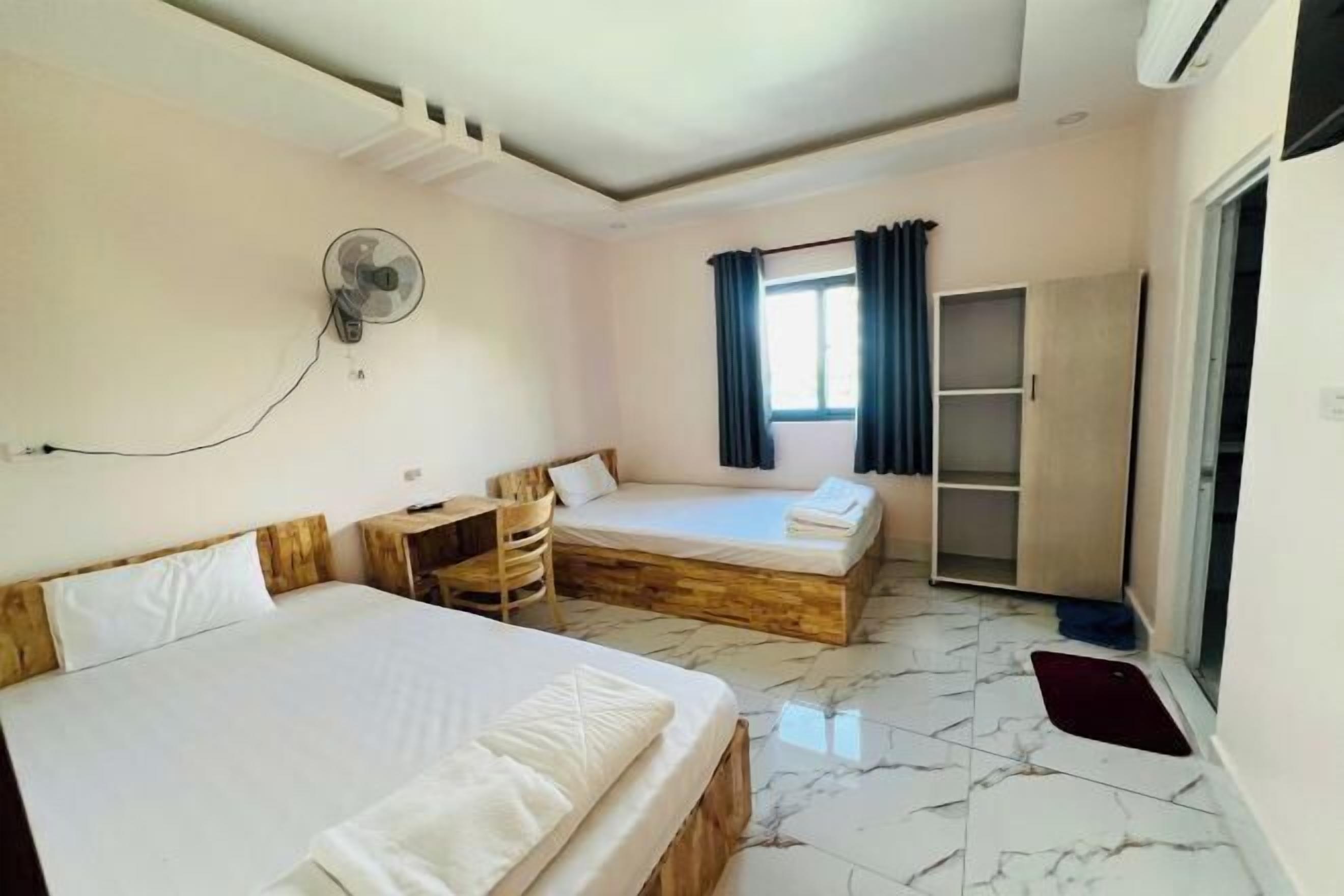 Schreibtisch, kostenloses WLAN, Bettwäsche