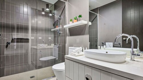 Riviera Edgewater Maribyrnong