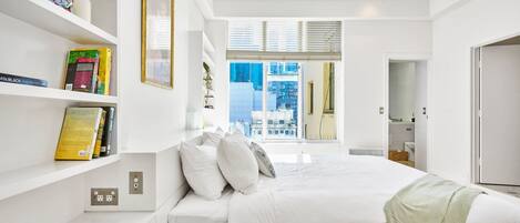 2 bedrooms, desk, free WiFi, bed sheets