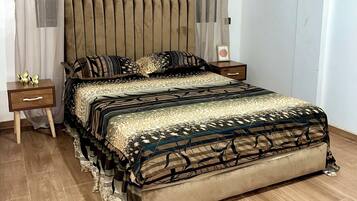 2 habitaciones, tabla de planchar con plancha y wifi gratis