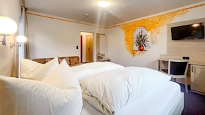 1 camera, Wi-Fi, lenzuola
