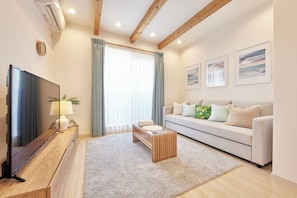 Living area - eni.konohana (Osaka)