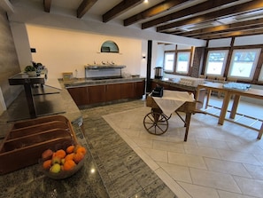 Private kitchen - Comfortable and versatile room -perfect for relaxation, work and exchange (Winterberg)
