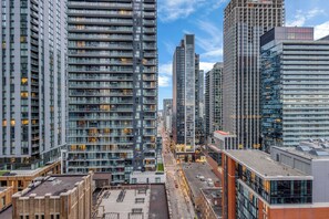 View from property - RivetStays - The Peter Suites (Toronto)