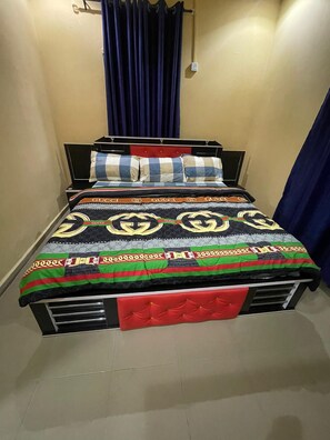 2 bedrooms