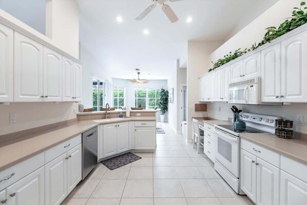 Microwave, oven, stovetop, dishwasher