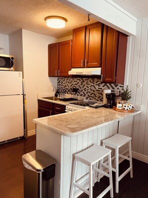 Mikrowelle, Ofen, Herdplatte