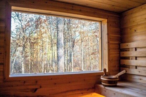 Cozy Year-Round Luxury Yurt with Sauna and Wi-fi