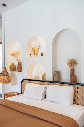 3 habitaciones y tabla de planchar con plancha 